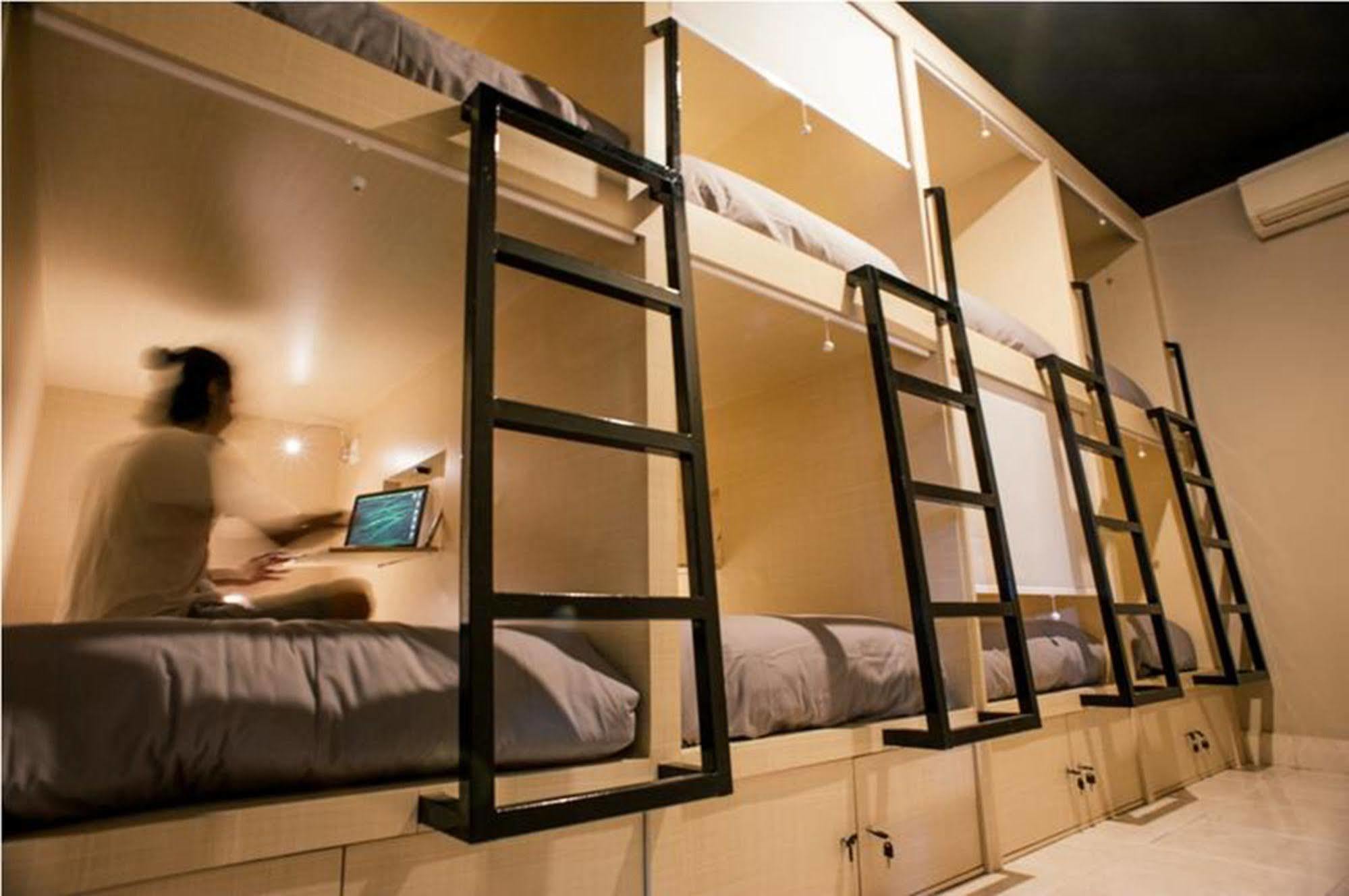 Bedplus Backpacker Kuta Legian  Ngoại thất bức ảnh